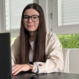 Janine_Kontakt